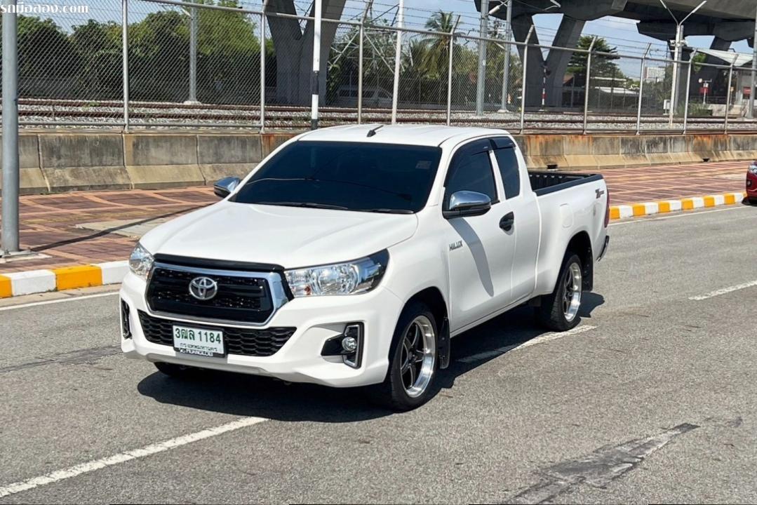 Toyota Hilux Revo 2.4 Z-Edition M/T ปี 2019