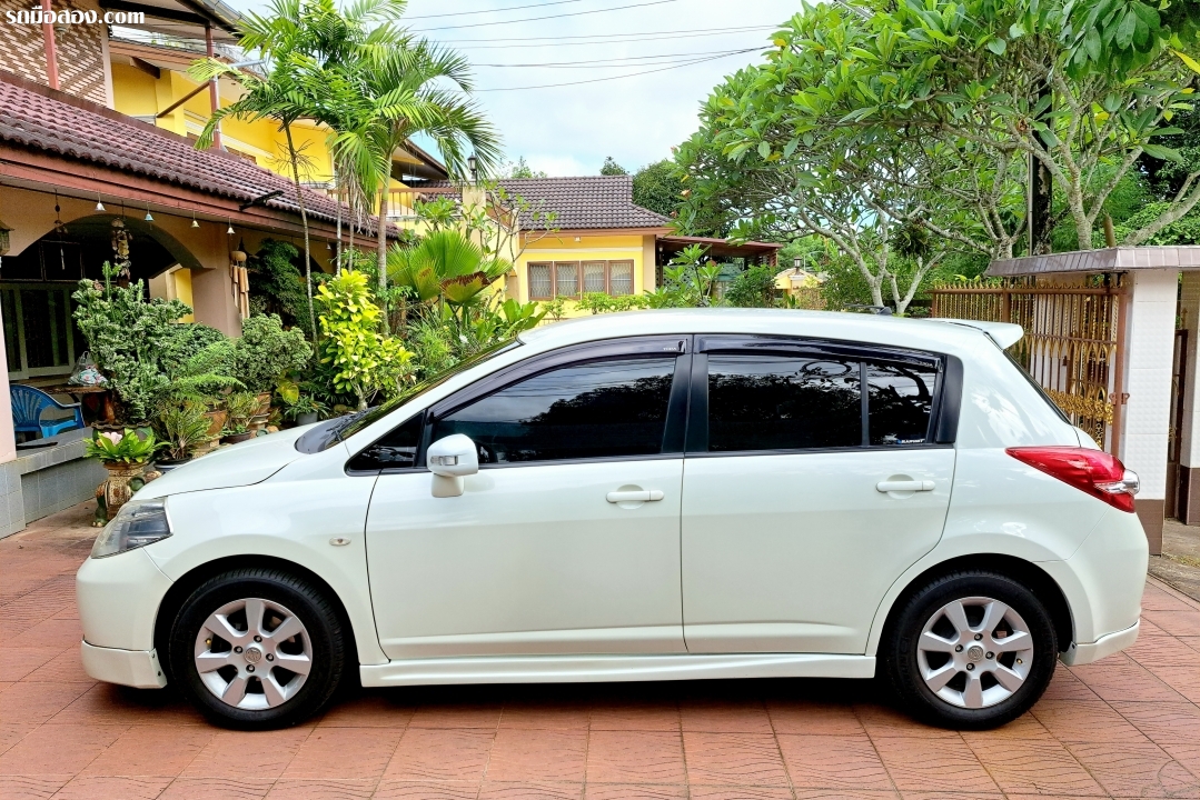 NISSAN TIIDA ปี 2011