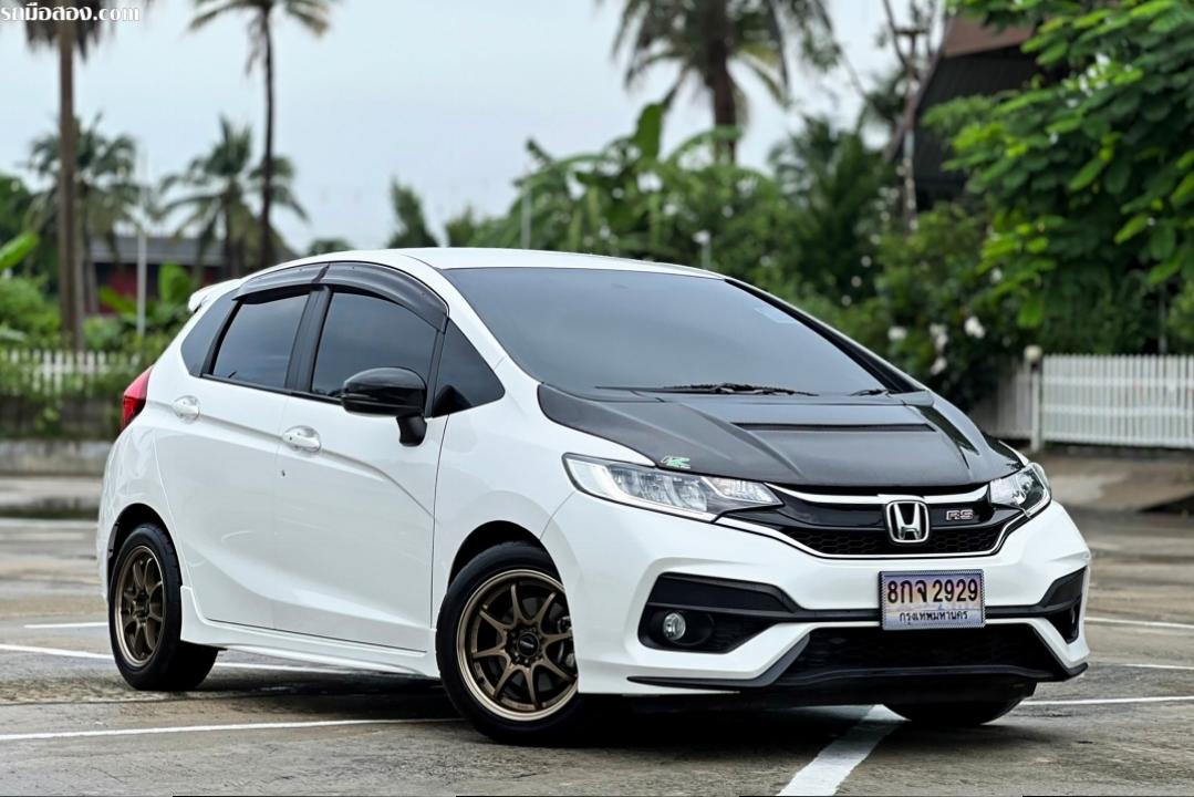HONDA JAZZ GK 1.5 RS  ปี2020 สีขา