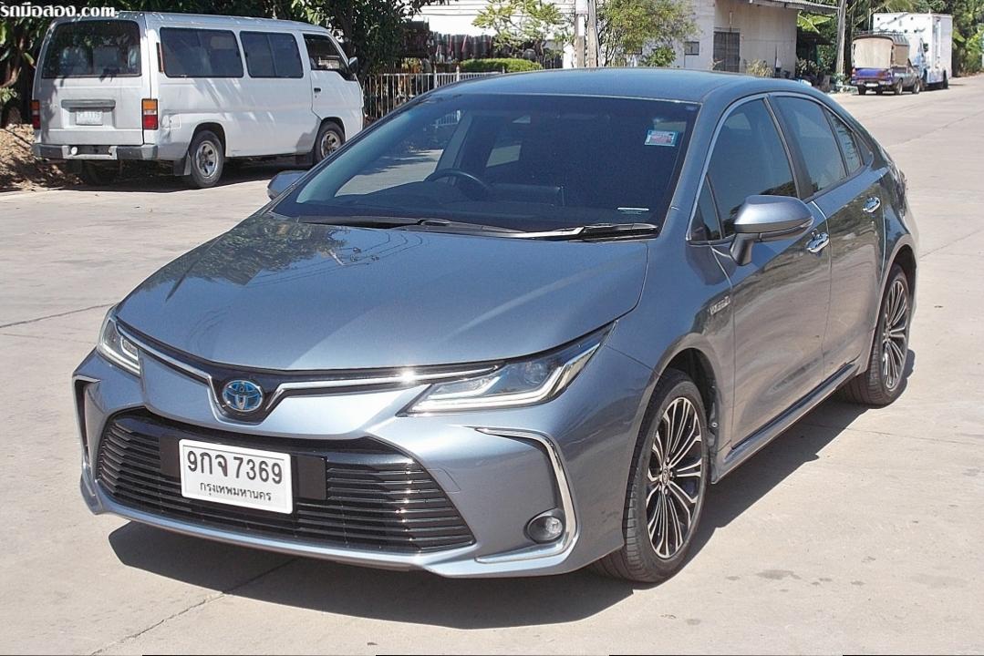 Toyota Altis Hybrid 1.8 HIGH ปี 2019