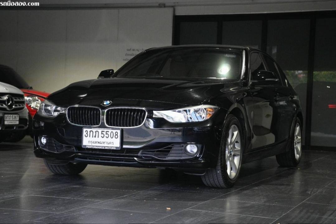 BMW 320i Base 2013