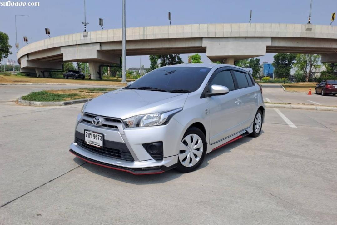 TOYOTA YARIS 1.2 E ปี17