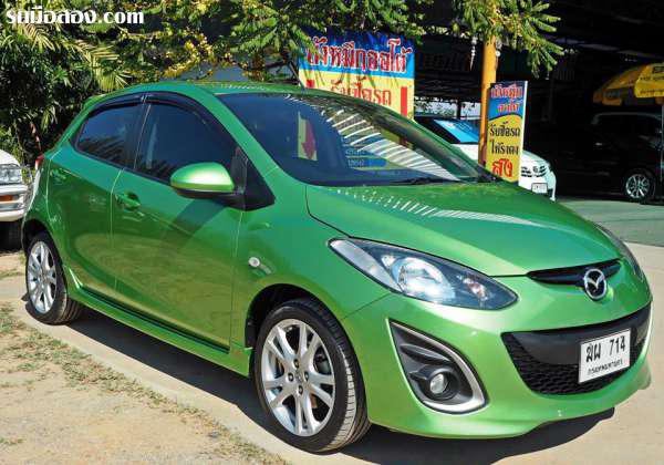 MAZDA 2 ปี 2012