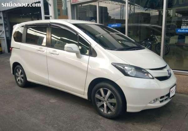 HONDA FREED ปี 2010