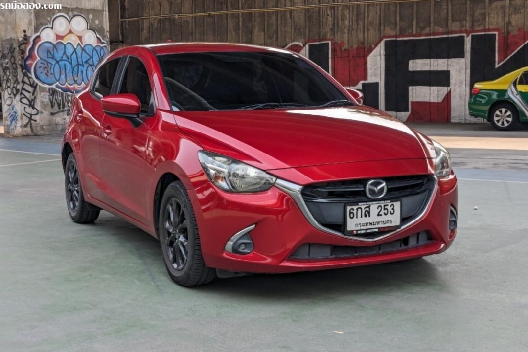 Mazda 2 1.3 High connect สีแดง เบนซิน AT ปี 2017 