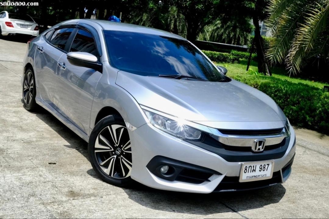 Honda Civic 1.5 Turbo CVT AT ปี 2017 เทา ไมล 12x,xxx kl  ฟรีดาวน์ 