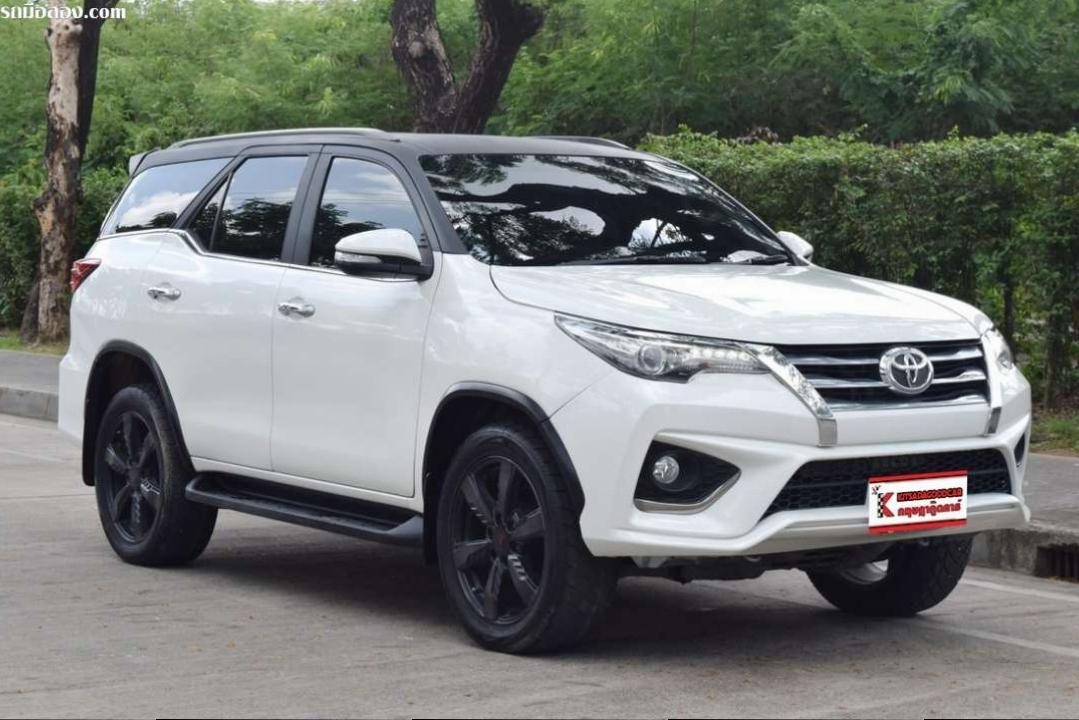 Toyota Fortuner 2.8 (ปี 2017) TRD Sportivo 4WD