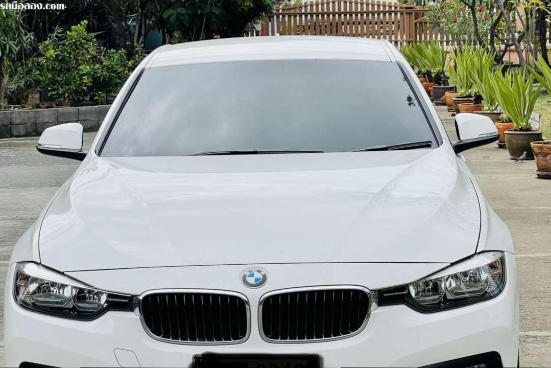 2016 BMW Series 3 · Sedan · ขับไปแล้ว 65,000 กิโลเมตร