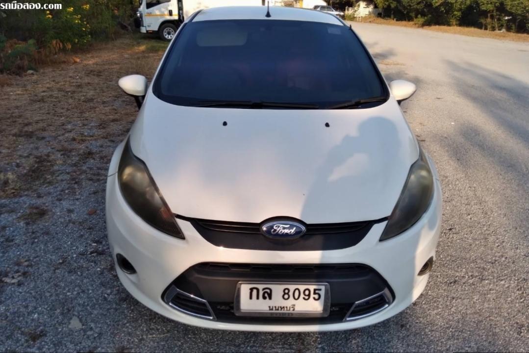 FORD FIESTA มือสอง สีขาว ปี 2012