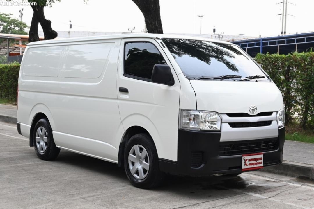 Toyota Hiace 3.0 (ปี 2018) Economy Van (9797)