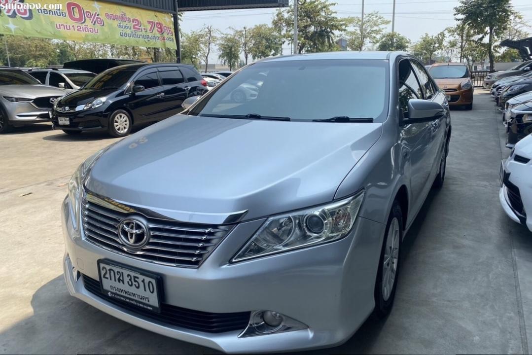 TOYOTA CAMRY 2.0 G AT ปี2013 สีเทา