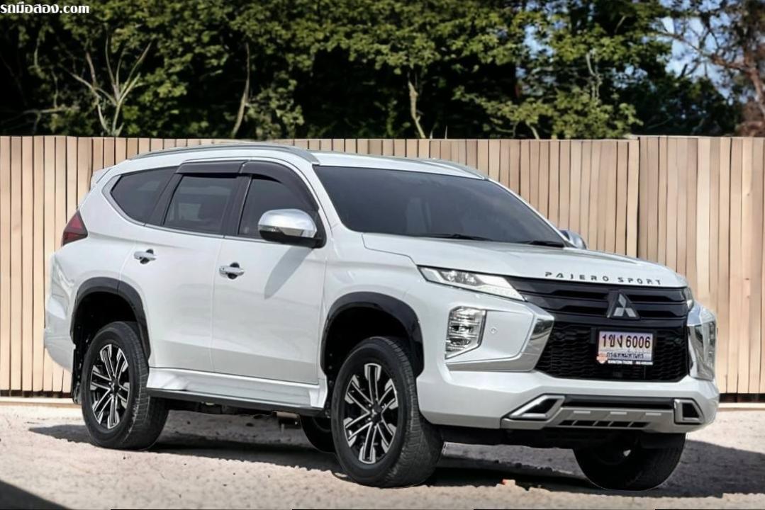 MITSUBISHI PAJERO SPORT 2.4 GT Premium ปี2019 2WD