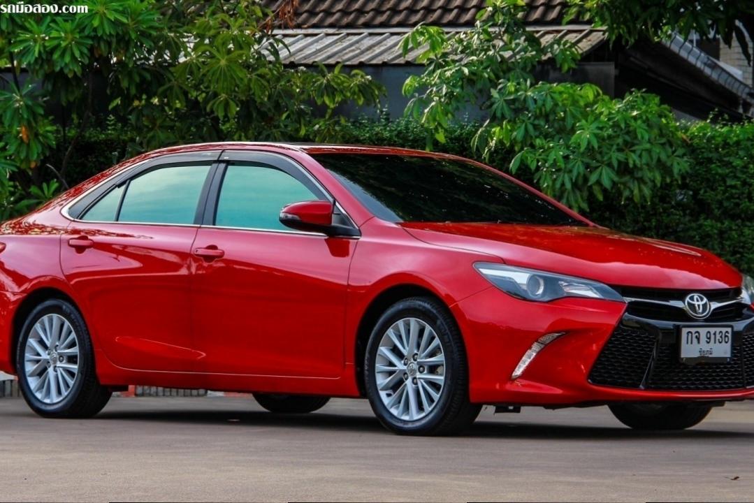 TOYOTA CAMRY AU 2.5 G ESport A/T ปี2015 สีแดง 