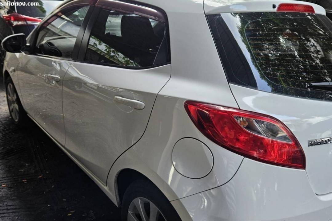 ขายรถ Mazda2 สีขาว ปี 2012 รถบ้าน มือเดียว เลขไมล์ 167,731