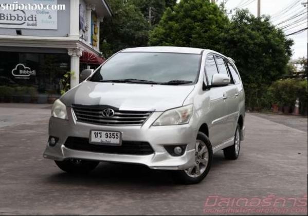 2011 TOYOTA INNOVA 2.0 V รุ่นท็อป *ฟรีดาวน์ แถมประกันภัย อนุมัติเร็ว ผ่านง่