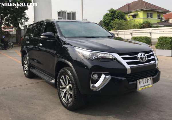 TOYOTA FORTUNER ปี 2015