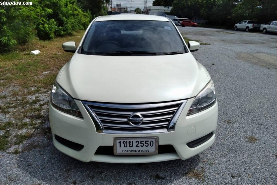 NISSAN SYLPHY 2012 สีขาว