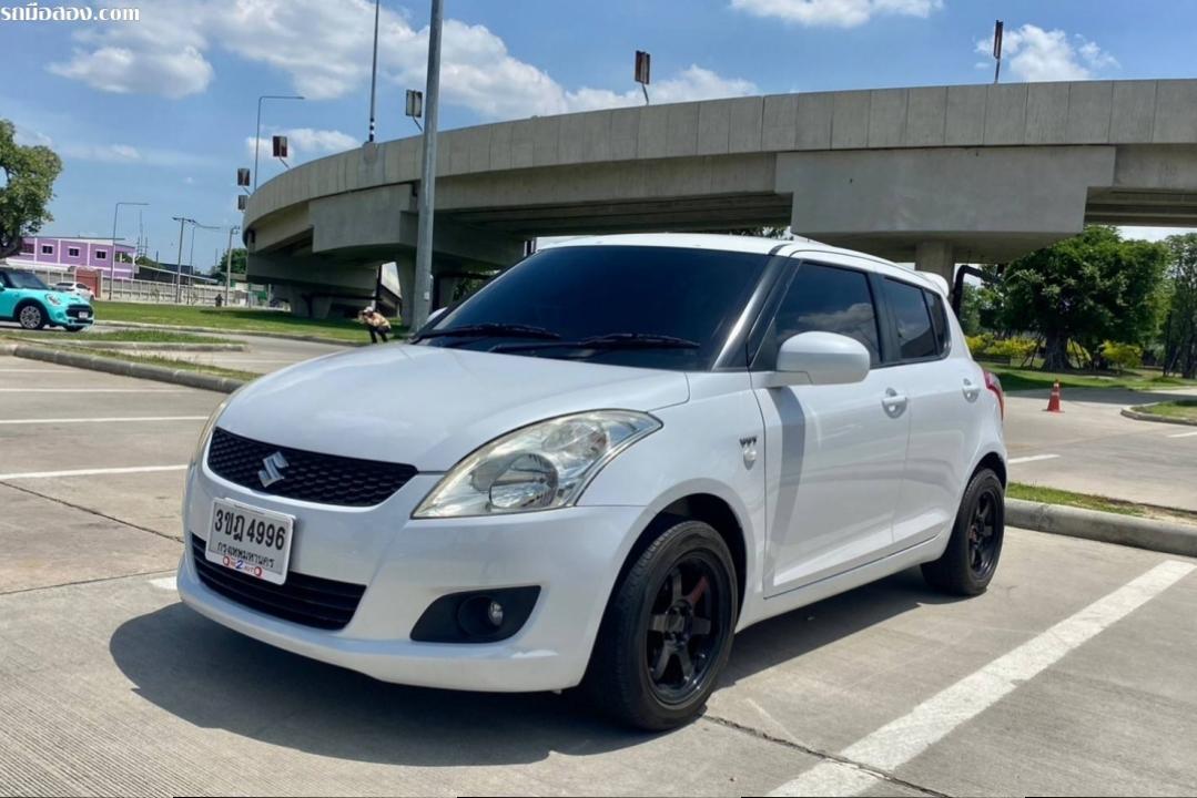SUZUKI SWIFT GL 1.25L  ปี 2012 รถบ้านสภาพสวย ไม่มีอุบัติเหตุ 