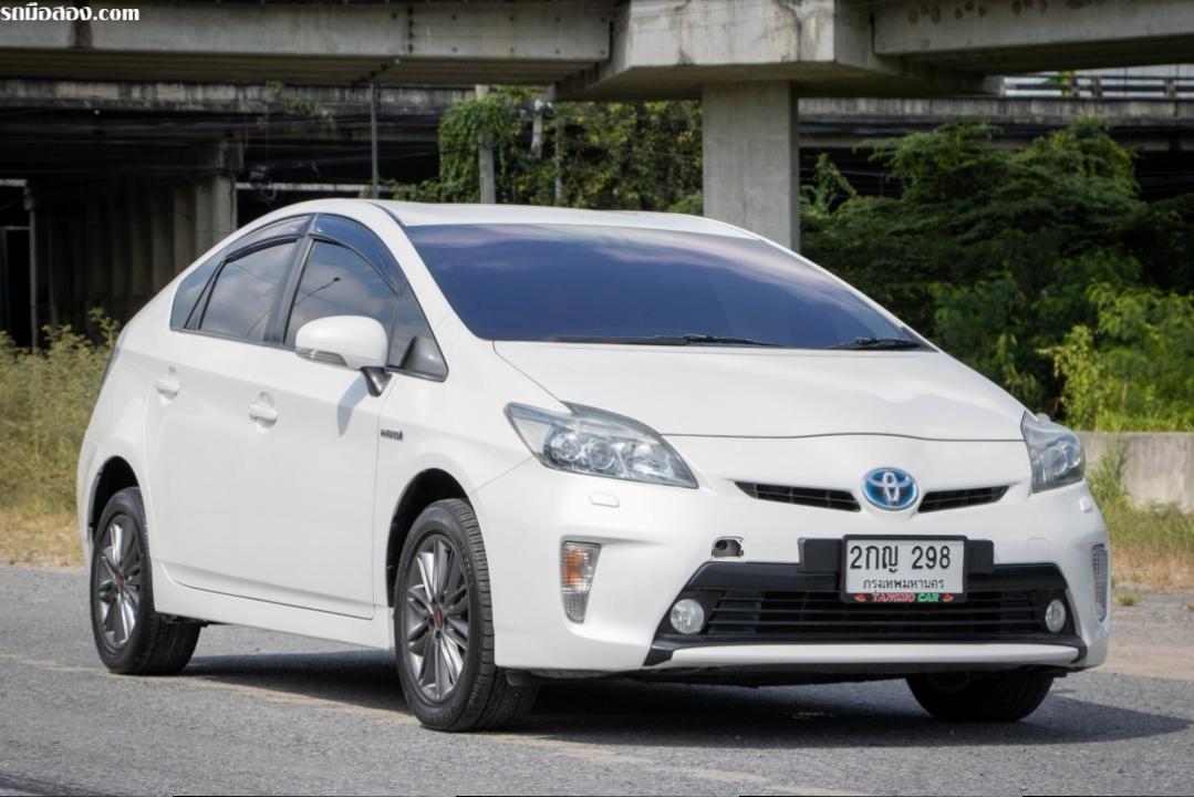 TOYOTA PRIUS 1.8 Hybrid Top grade ปี2013