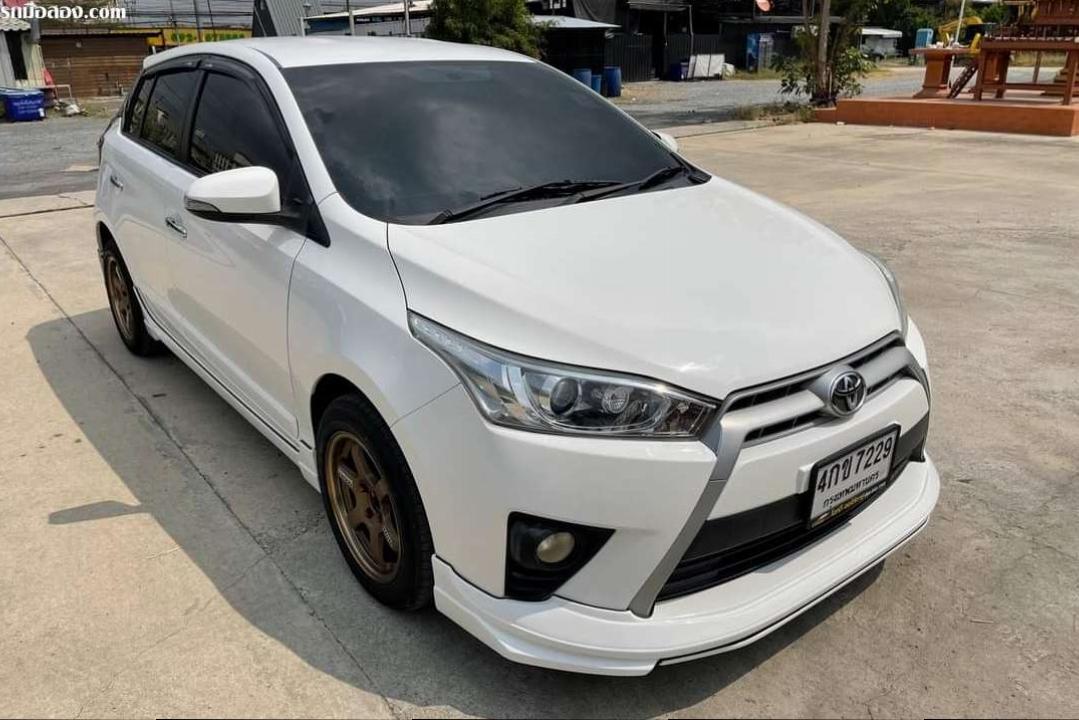 Toyota Yaris 1.2 G At ปี 2015 ฟรีดาวน์