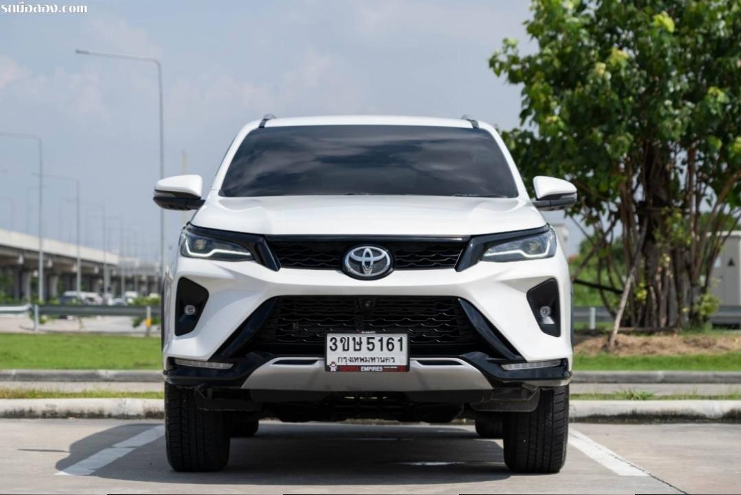 Toyota Fortuner Leader 2.4V 2WD ปี 2022