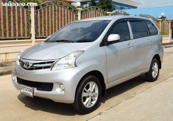 TOYOTA AVANZA ปี 2013