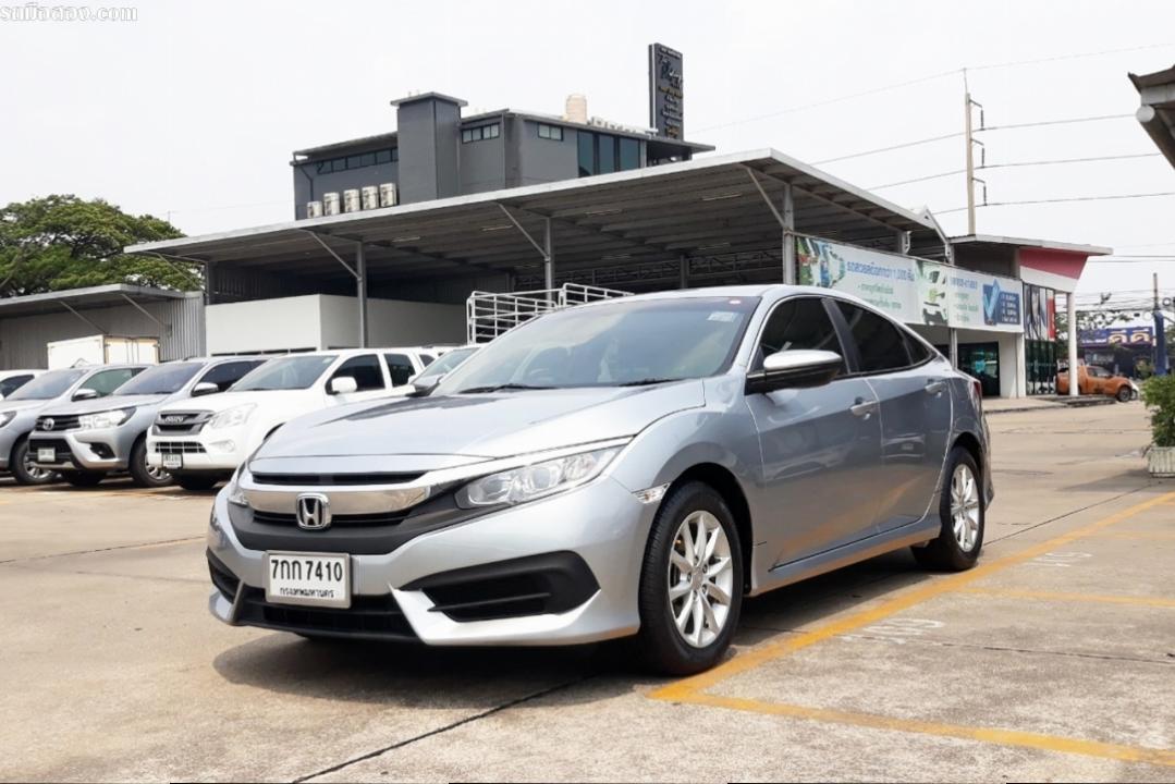 ปี 2018 HONDA CIVIC 1.8 E (FC) CC. สี เงิน เกียร์ Auto