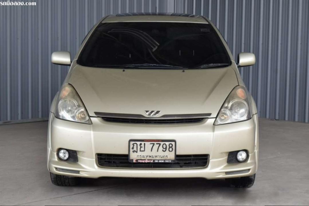 Toyota Wish Q Limited 2004