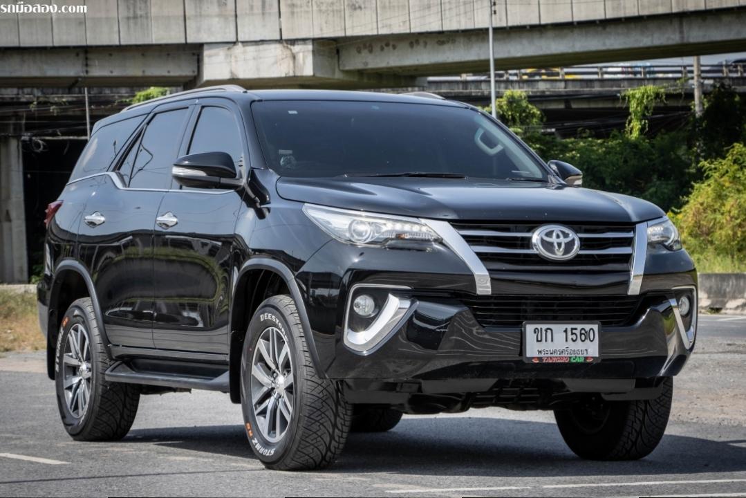 TOYOTA FORTUNER 2.4 V 2WD ปี2016