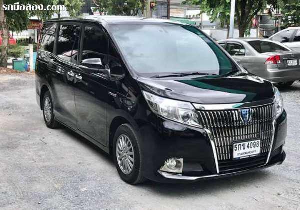 Toyota esquire 2016