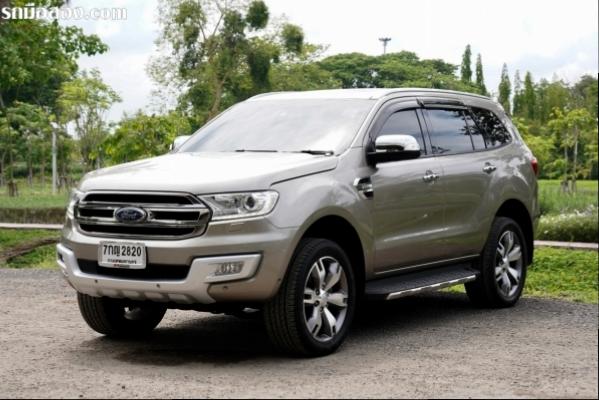 FORD EVEREST 3.2 TITANIUM  4WD เกียร์Auto/4WD ปี2016จด2017