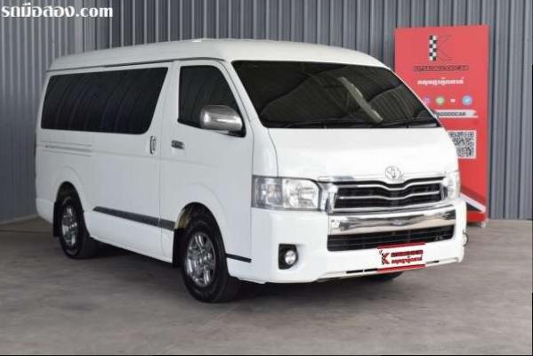 ไมล์แท้ 9 หมื่น Toyota Ventury 2.7 G 2016