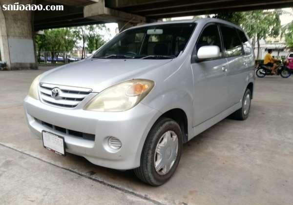 TOYOTA AVANZA ปี 2005