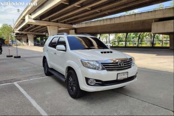 TOYOTA Fortuner V 4WD 3.0DCT  ปี 2014