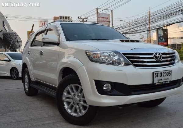 TOYOTA FORTUNER ปี 2012