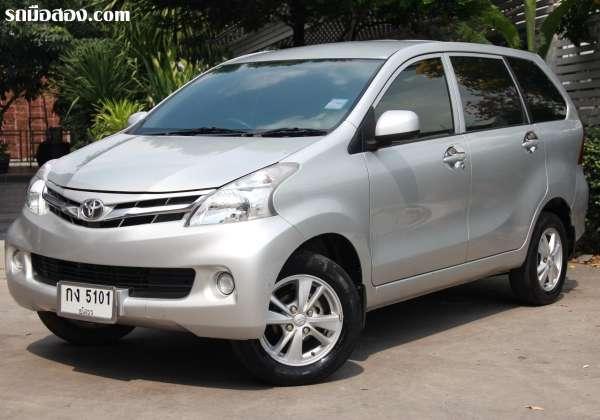 TOYOTA AVANZA ปี 2013