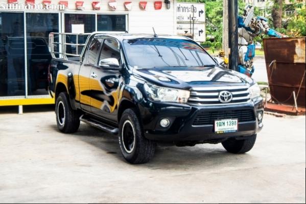 TOYOTA HILUX-REVO ปี 2015