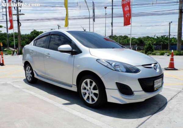 MAZDA 2 ปี 2013