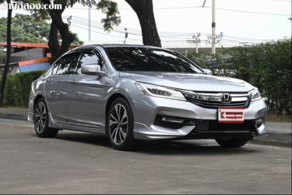 Honda Accord 2.0 (ปี 2018) Hybrid TECH i-VTEC Sedan (4720)
