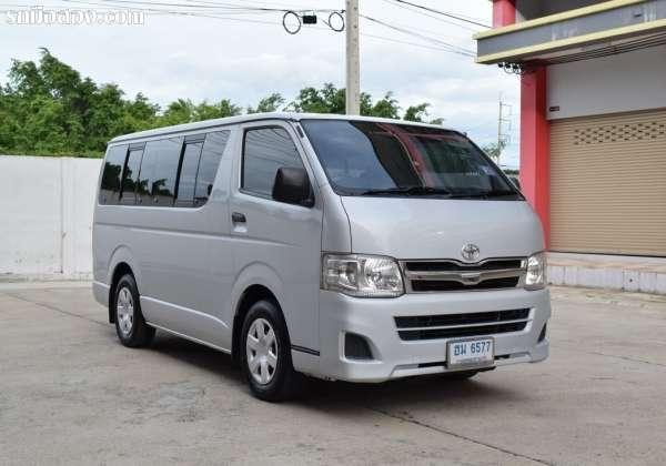 TOYOTA HIACE ปี 2013