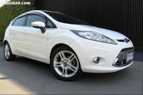 Ford Fiesta 1.5 S ปี 2013  ไม่แก๊ส เจ้าของเดียว Book คู่มือครบ 