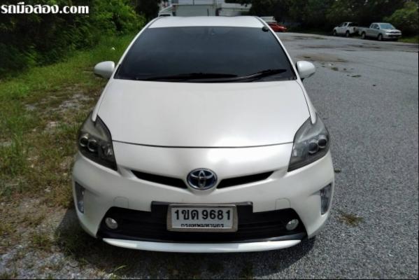ขาย TOYOTA PRIUS ปี 2012 สีขาว
