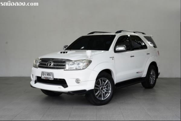 A23286Ni TOYOTA FORTUNER 3.0 V TRD SPORTIVO V.N.TURBO AT/4WD ปี2011 สีขาว