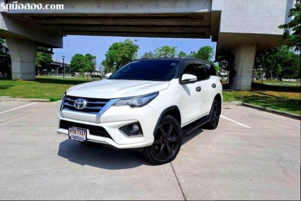 TOYOTA FORTUNER 2.8 TRD 4WD ปี2017