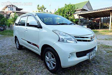 TOYOTA AVANZA ปี 2012