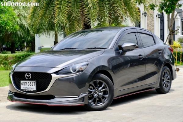 Mazda 2 1.3 S leather  เครื่องยนต์: เบนซิน   เกียร์: ออโต้  ปี: 2020 สี: เท