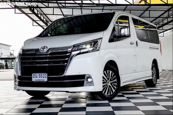 TOYOTA MAJESTY 2.8 PREMIUM เกียร์ออโต้ ปี 2019